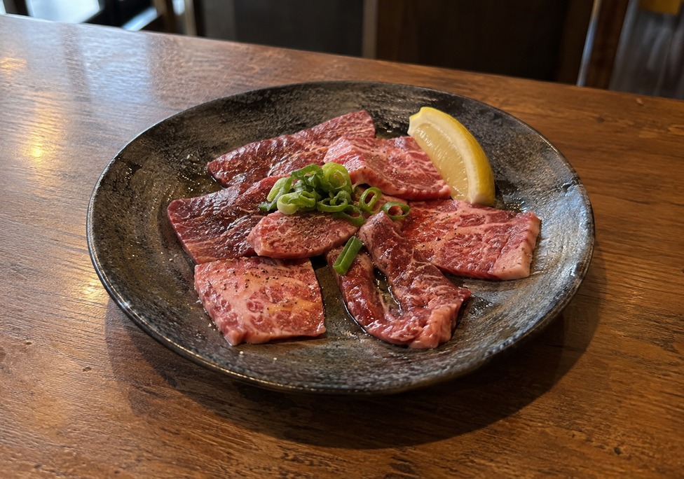 丁寧に切り分けた和牛